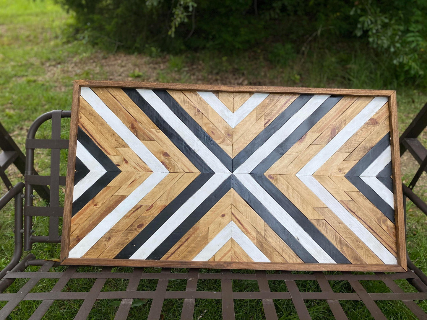 tBold Chevron Geometric Wood Wall Art – Reclaimed Black & White Mosaic